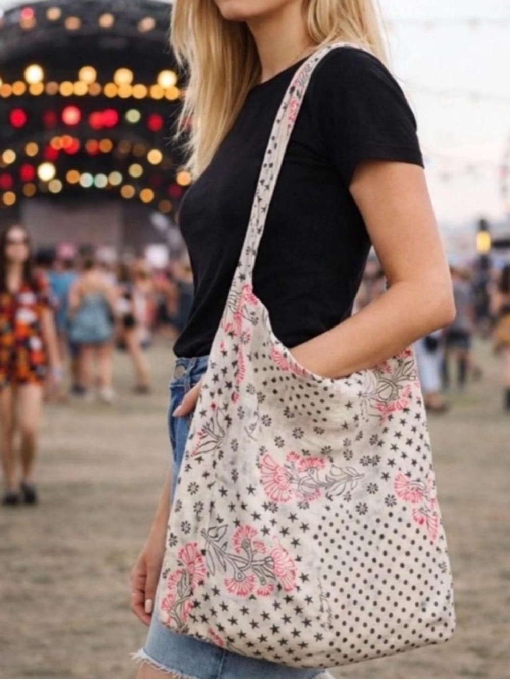 FREE PEOPLE Large Floral Tote
